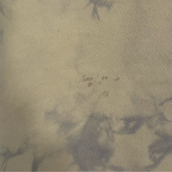Smiley x H&M Light Blue Tie-Dye Sweatshirt with Smiley Faces – Size Large GUC - Picture 14 of 16